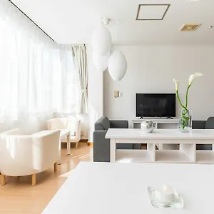 https://bijou-suites-ferris-wheel-view.hotels-osaka.net